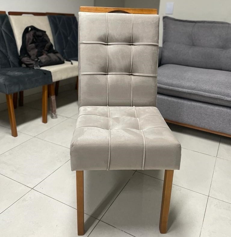 Mesa Sintonia (Tampo Maxi) 120 Amêndoa Clean/Off White com 4 Cadeiras Sophia Veludo Bege – LOPAS + WM DECOR - Imagem 2
